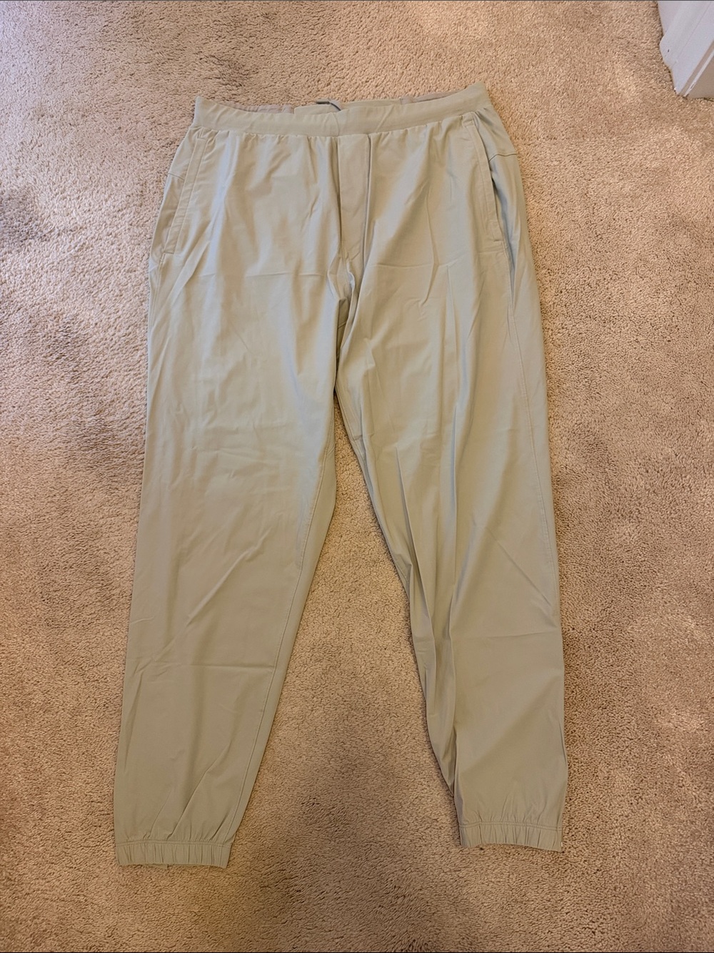 Men’s Lululemon Tan Smooth Spacer Joggers